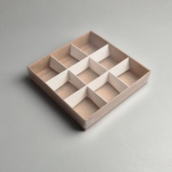 Коробка 150*150*30 на 9 цукерок крафт з кришкою ПВХ 